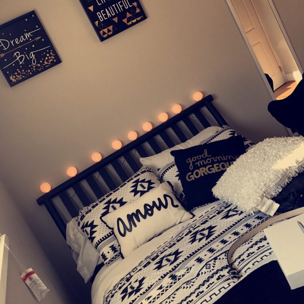 Black White Comforter Set Full / Queen - Picture 2 of 3